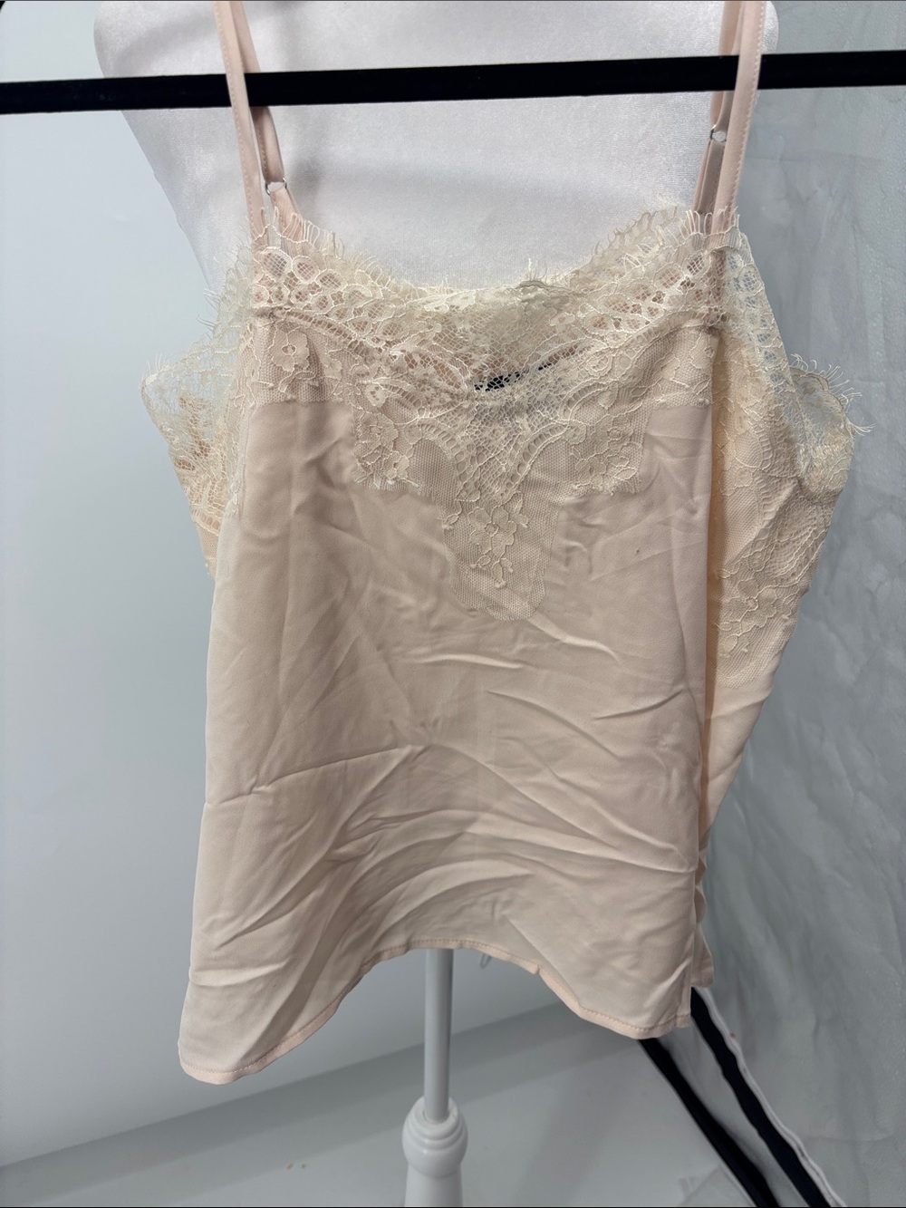 Lulu's Cream Lace-Trim Cami Top